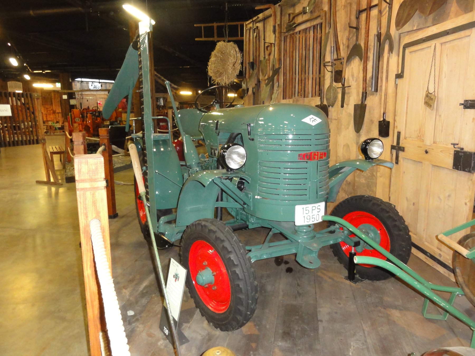 Traktor Kögel K15