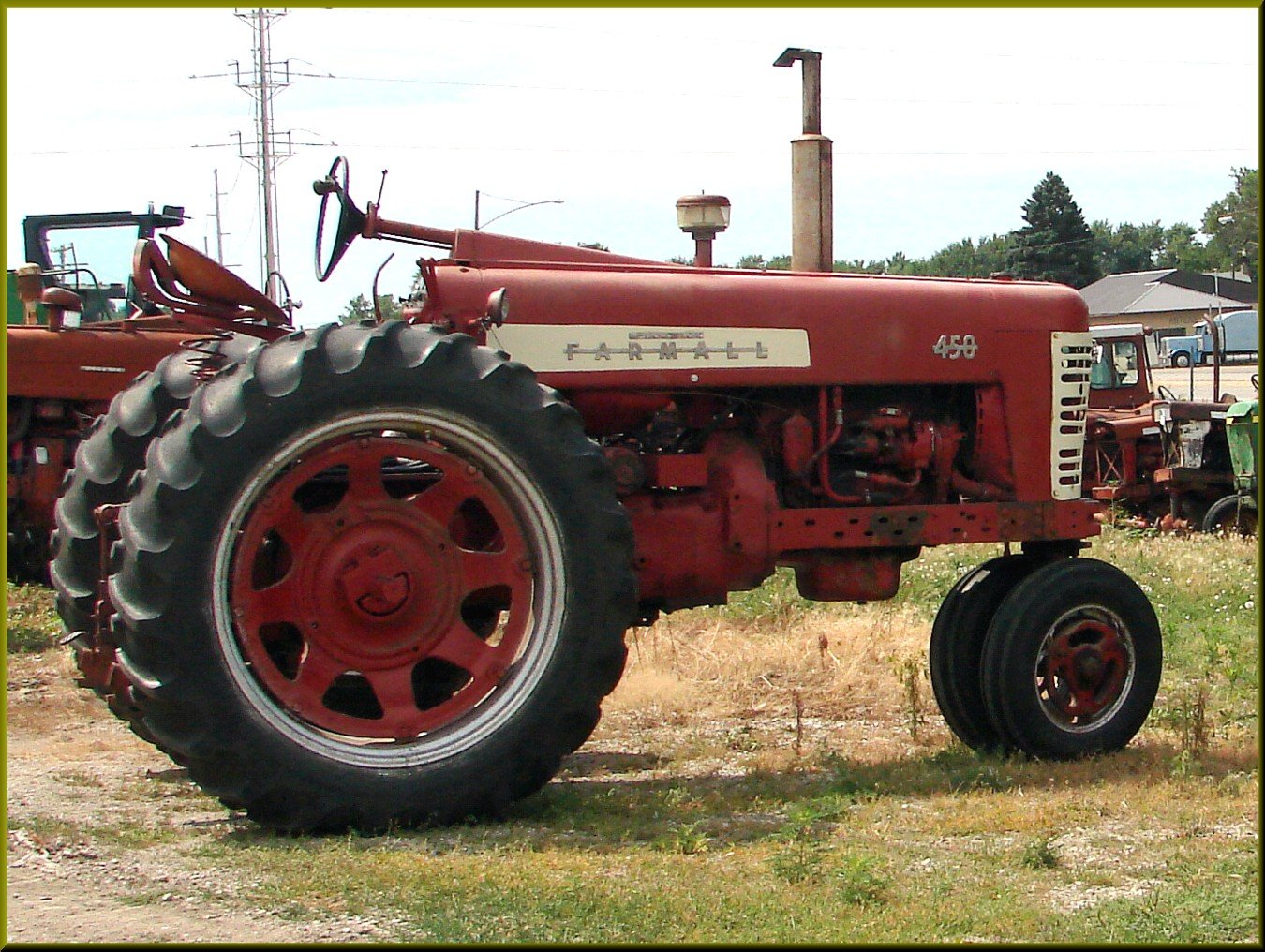 Tractor International Harvester FARMALL 450