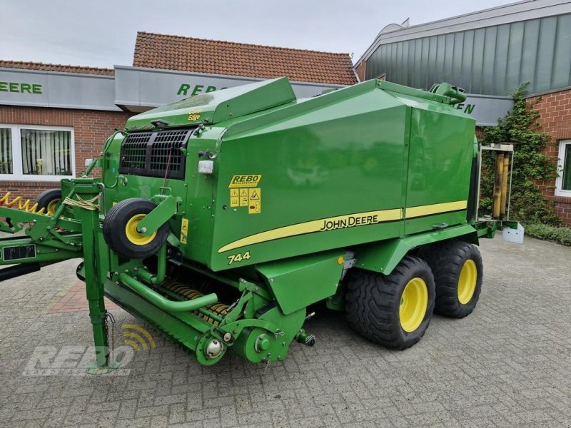 John Deere 744 Premium MaxiCut Kombi