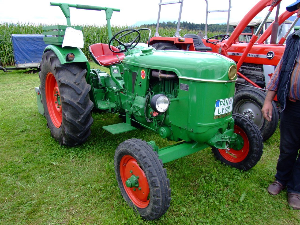 Traktor Deutz D 30