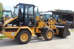 Caterpillar 902