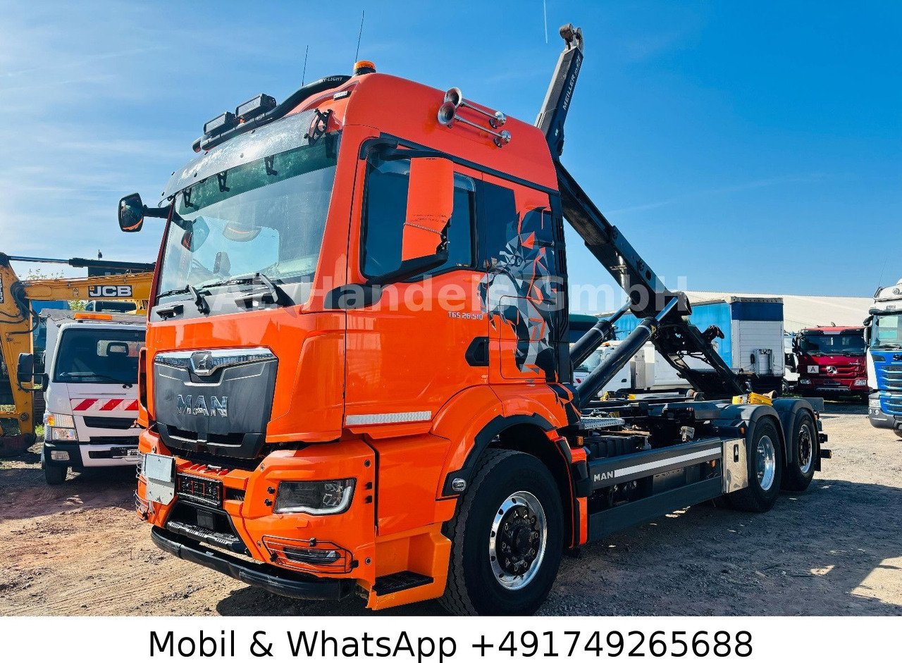 Truck MAN TGS 26.510 6X4H-2 BL