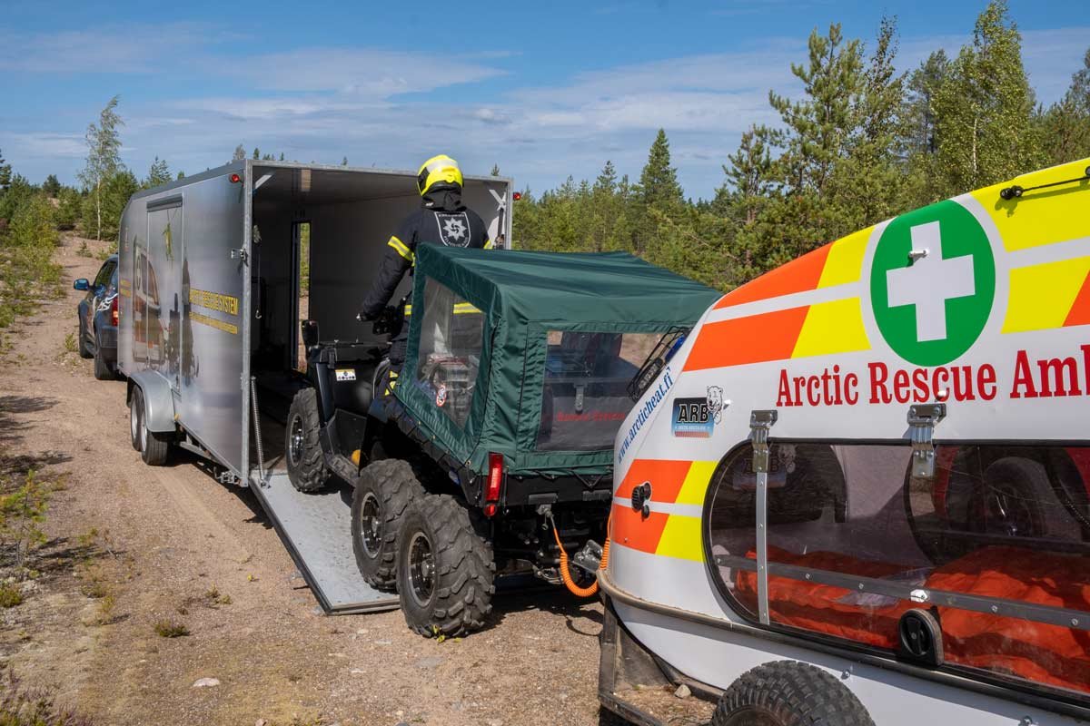 Anhänger Pekawee AMBULANCE-11