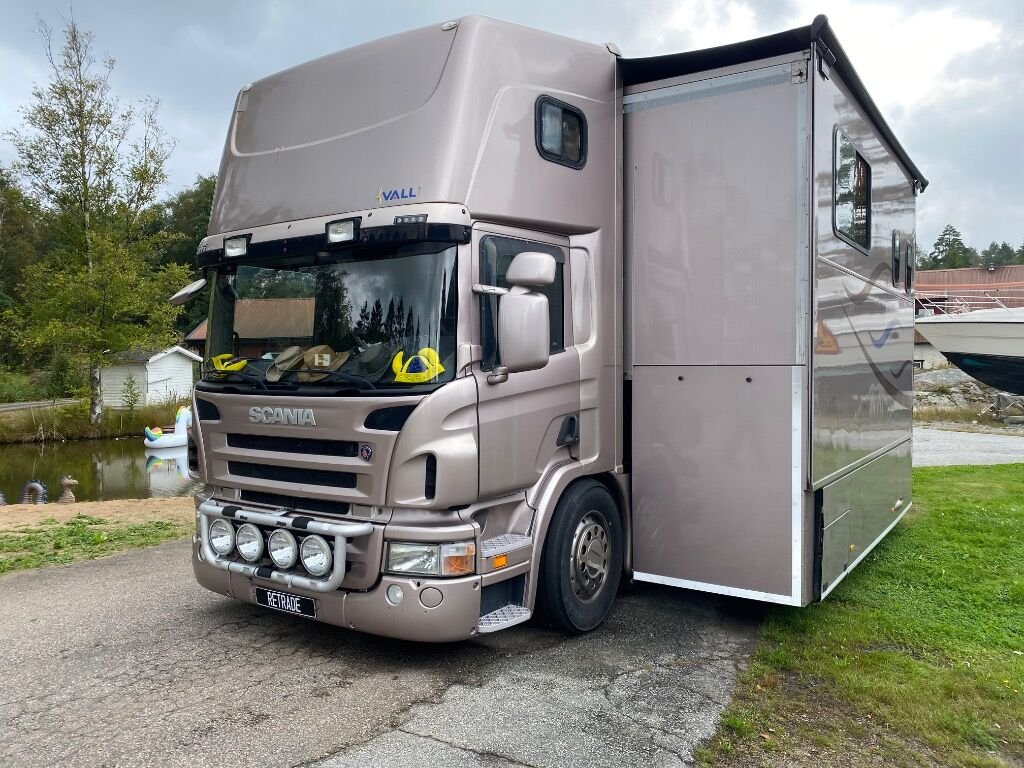 Scania P380LB6X2*4MLB