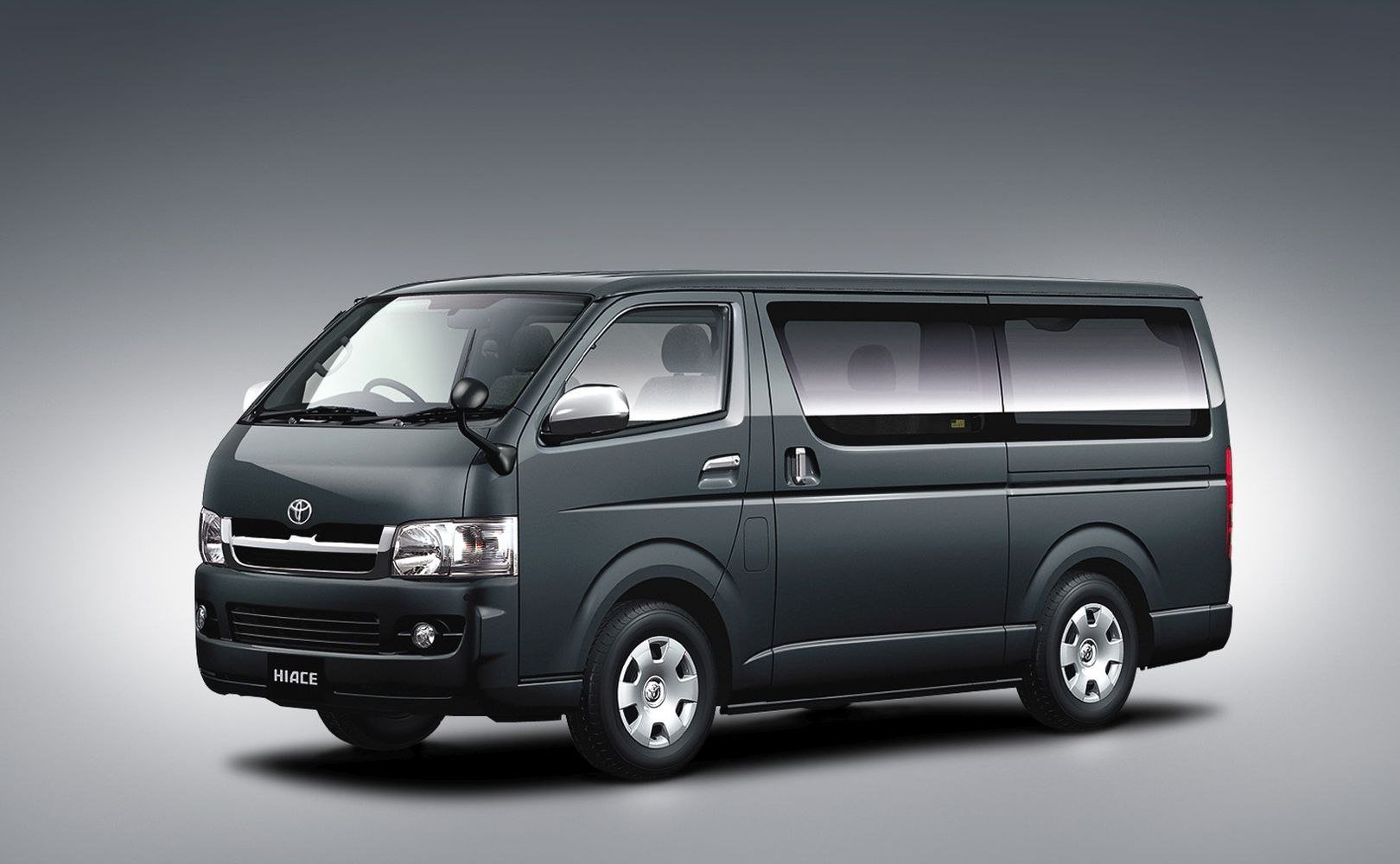 Van Toyota HIACE 2.4TD AUT EMOTION EXEC.