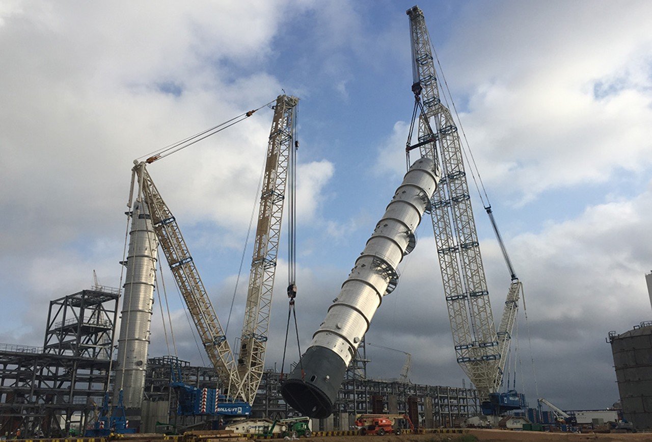 Żurawie gąsienicowe Liebherr HS 873 HD Litr.