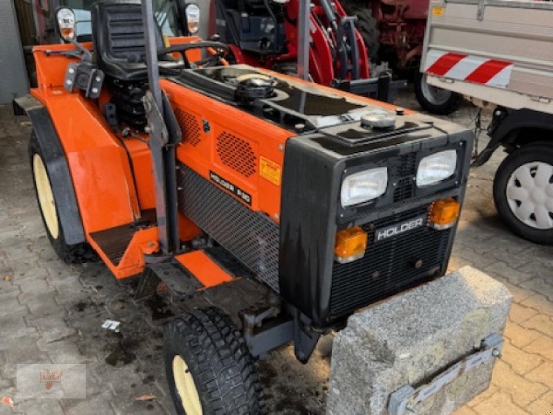 Traktor Holder E200