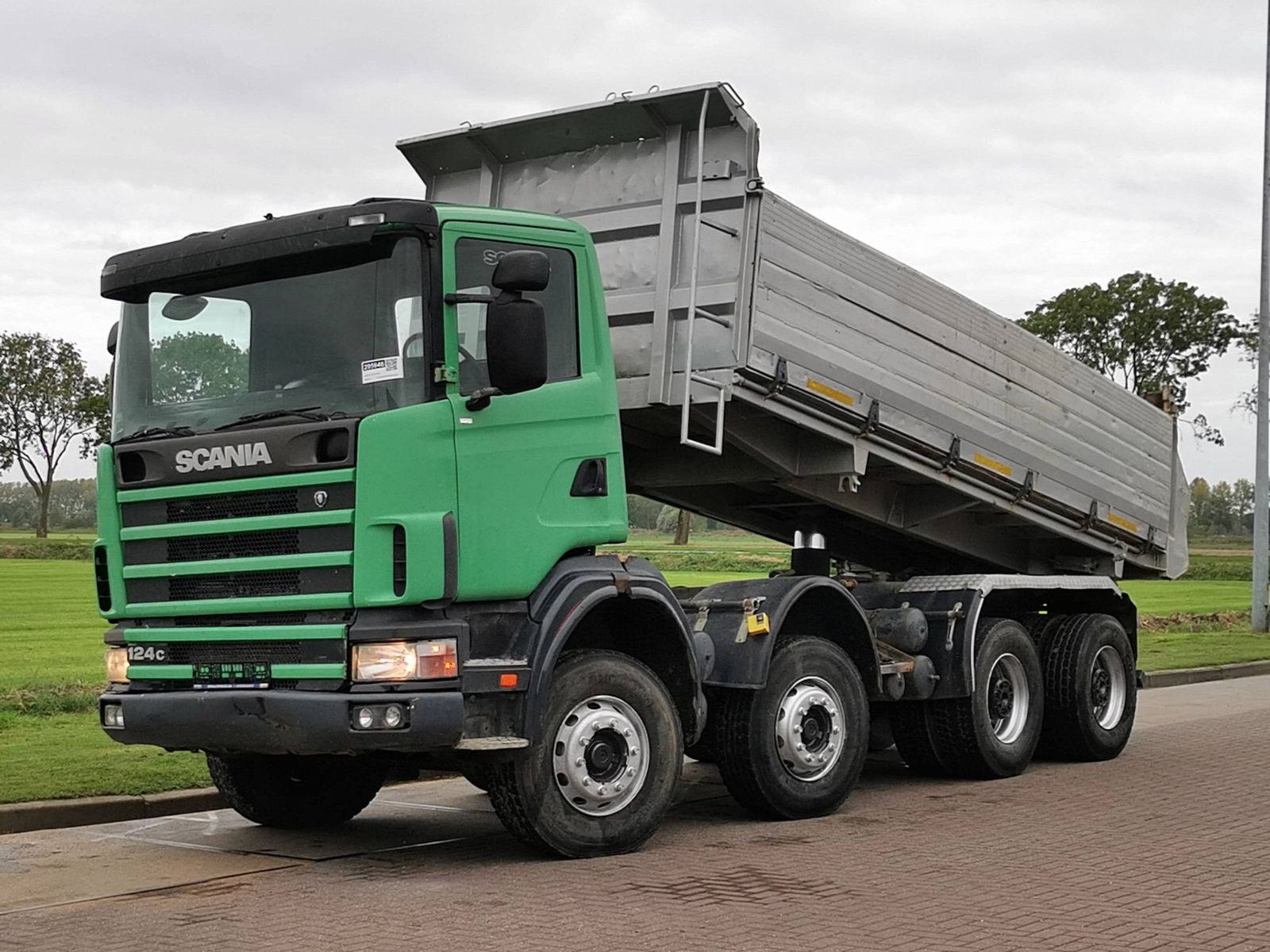 Truck Scania P124 LB 6X2 NB 71186