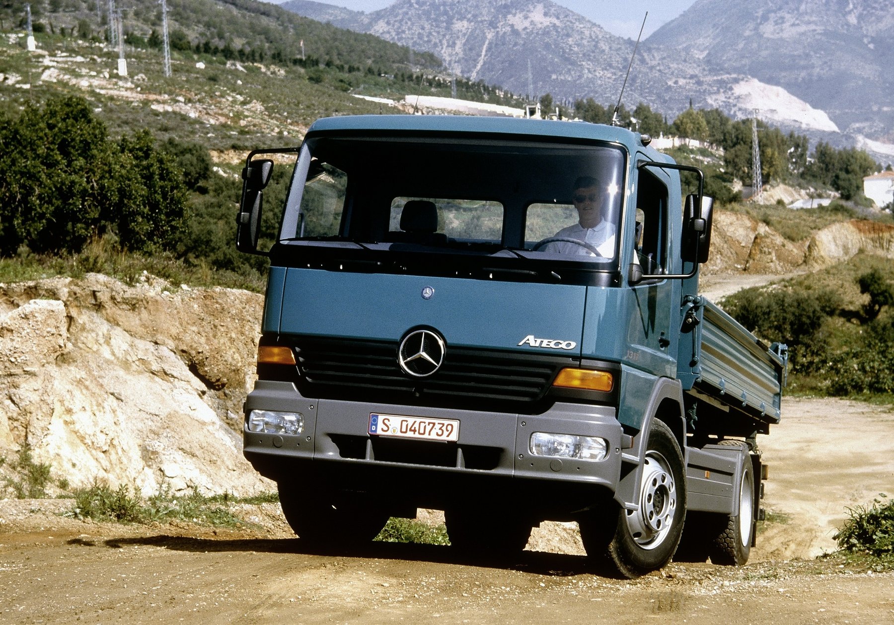 Truck Sterling Atego 8500