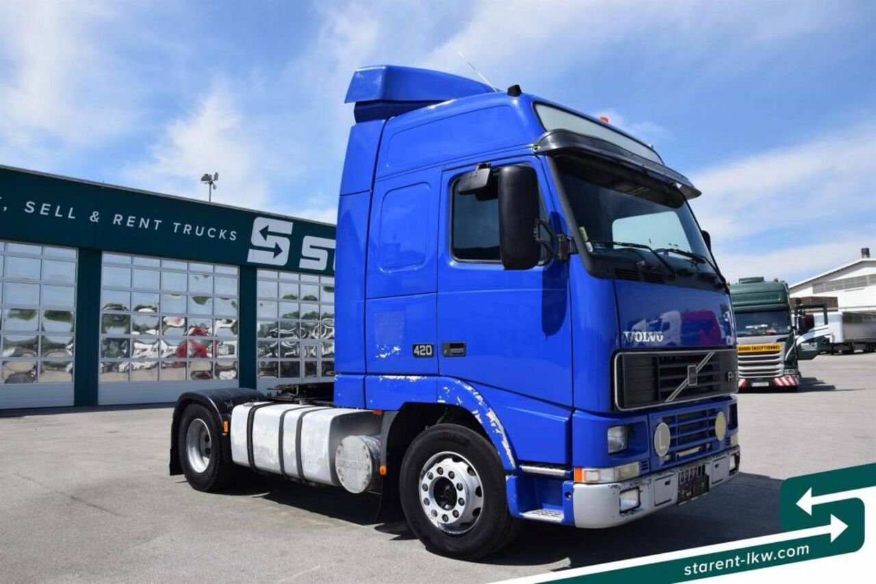 Truck Volvo 12-42T-67P