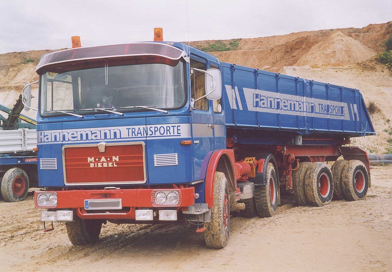 Truck MAN N16