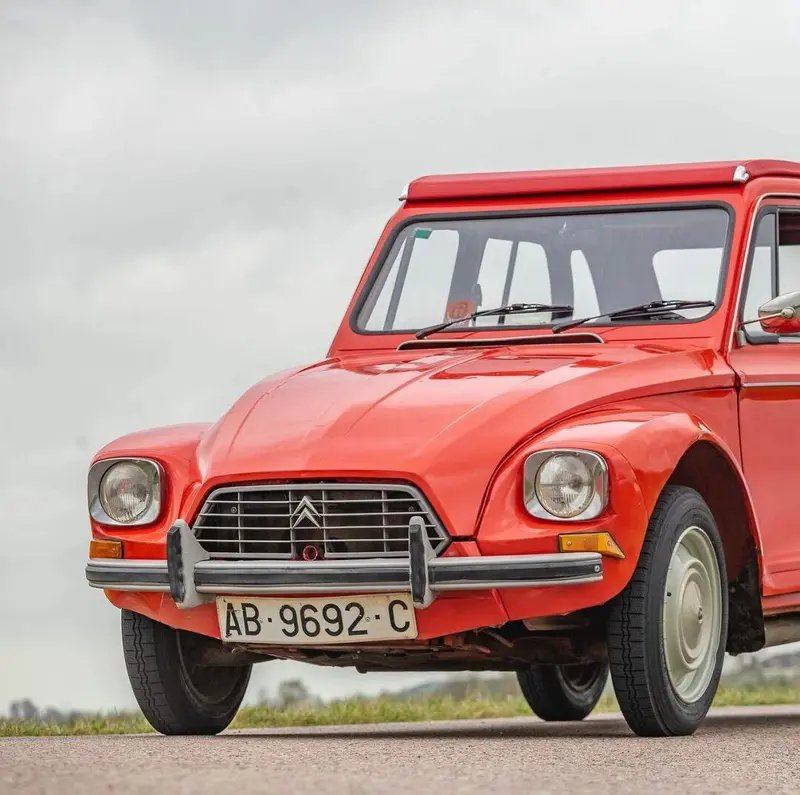 Transporter Citroën DYANE 6