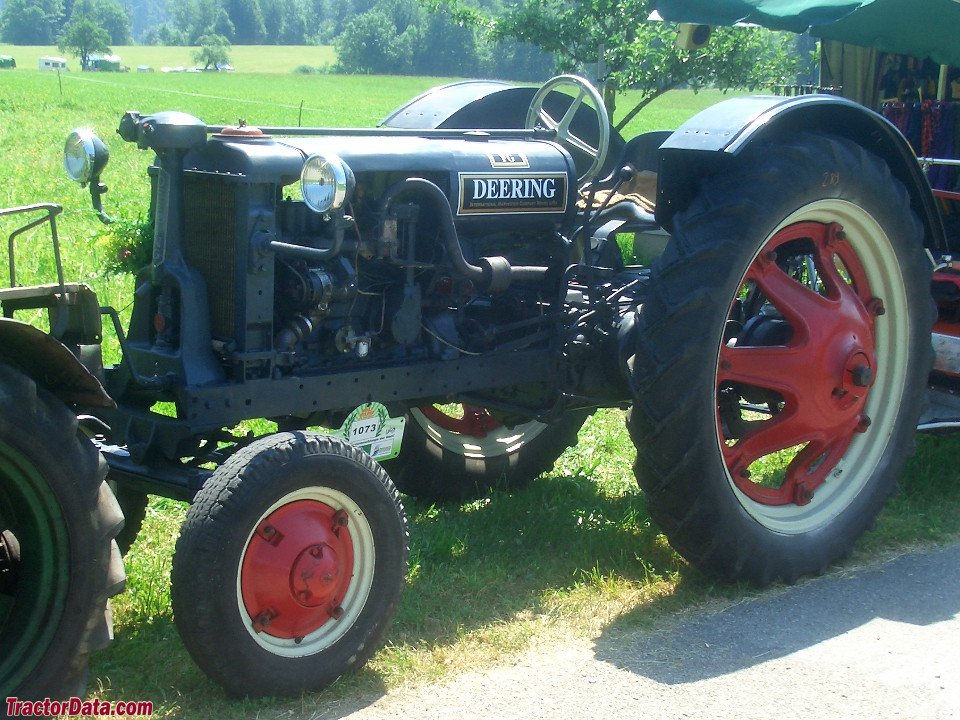 Tractor International Harvester FG D-2