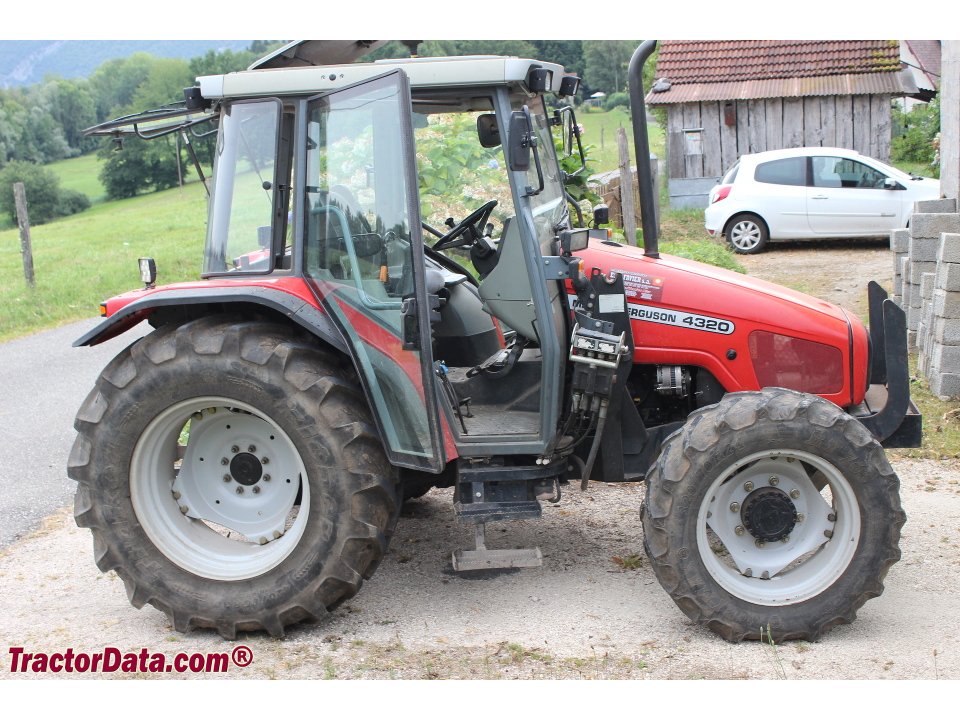 Tractor AGCO Massey Ferguson MF 4320 (A)