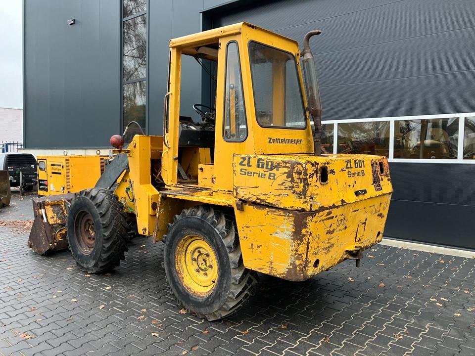 Radlader Zettelmeyer ZL601