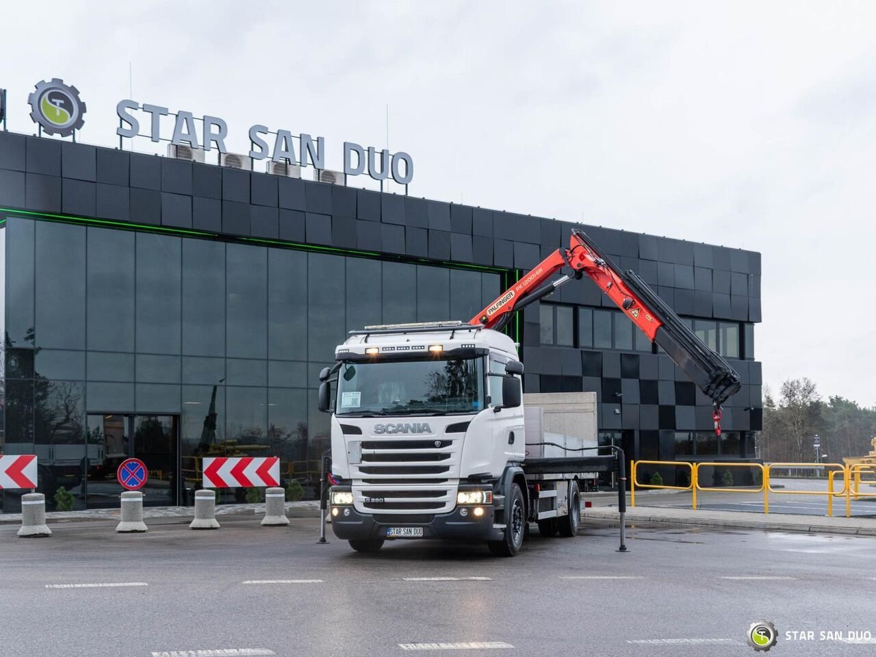 Truck Scania P2804X2