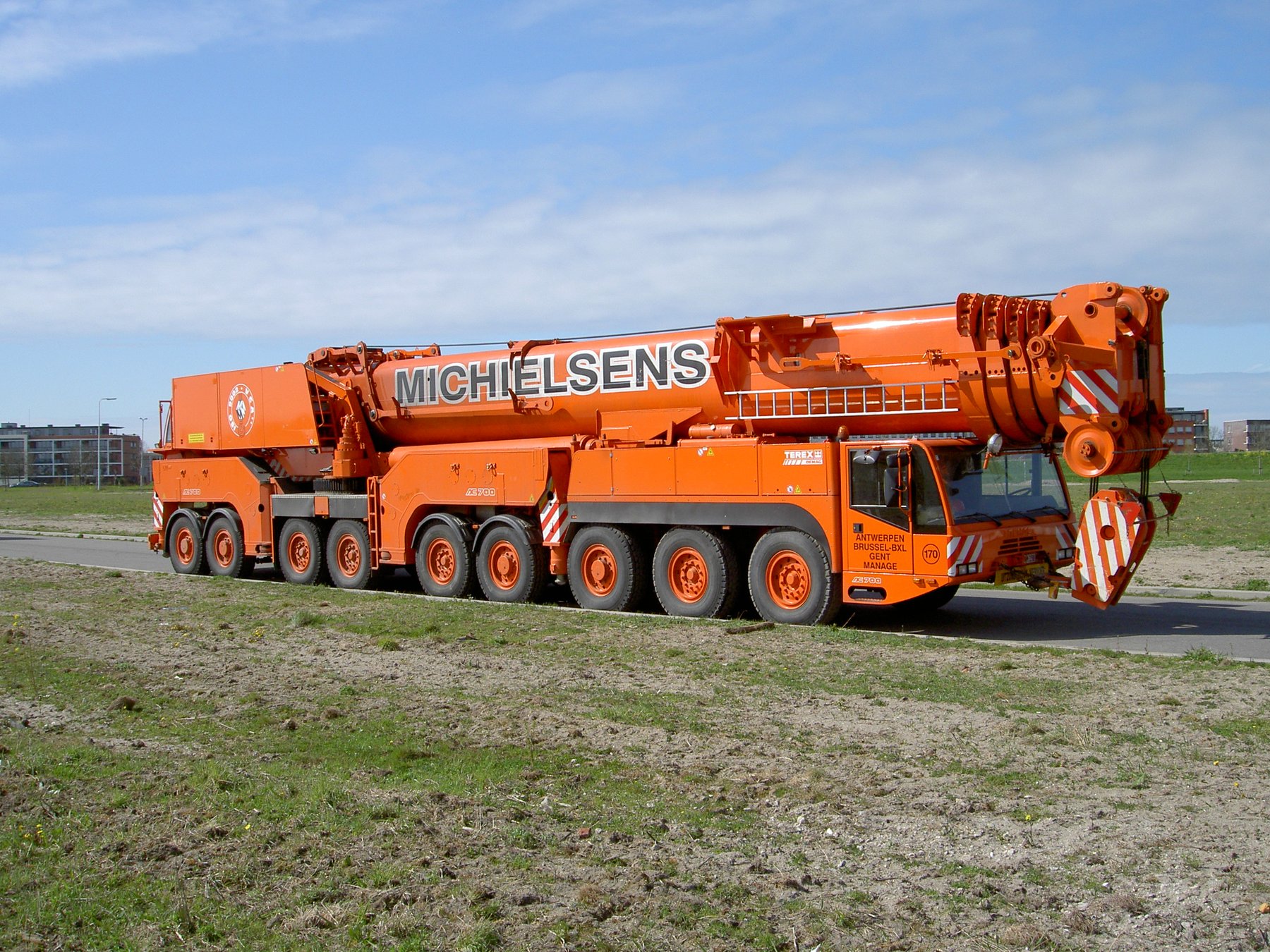 Demag AC700