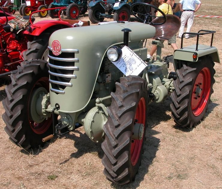 Tractor Urus B 40