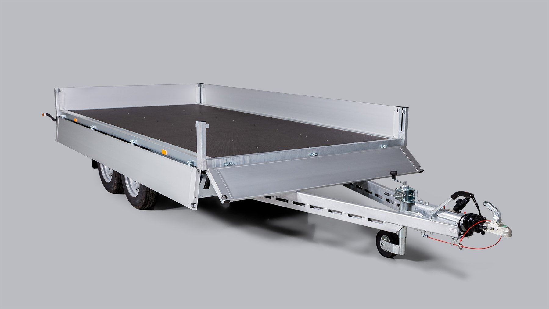Trailer Equipe 2700P