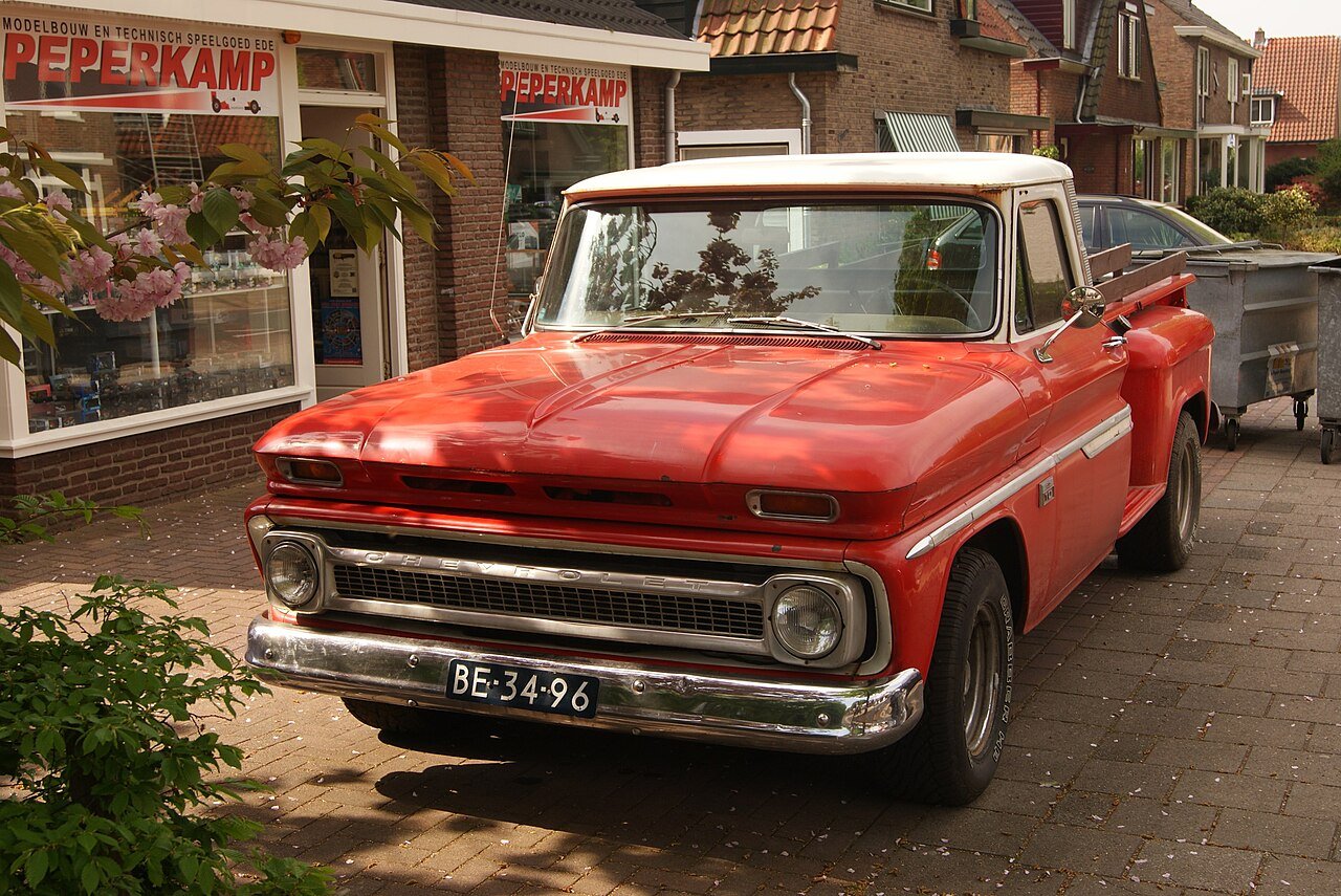 Van Chevrolet C10 PICK-UP