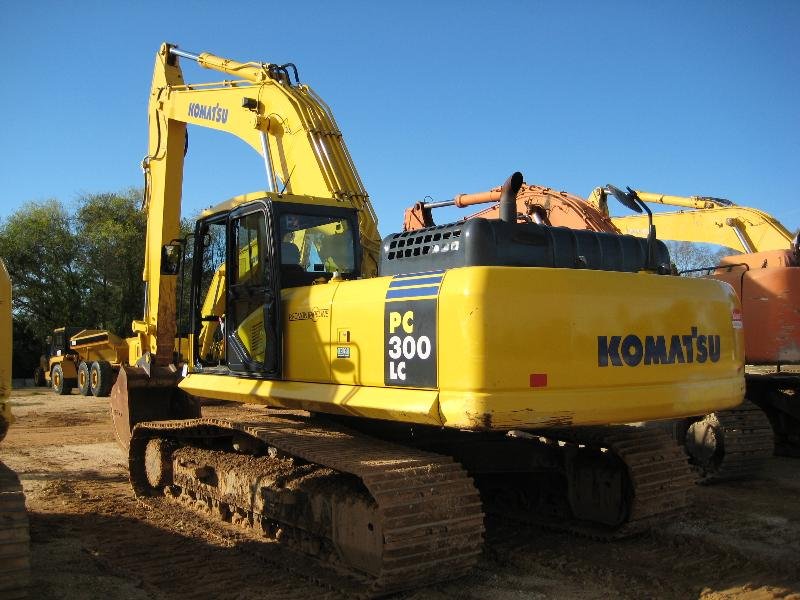 Bagger Komatsu PC300LC-7