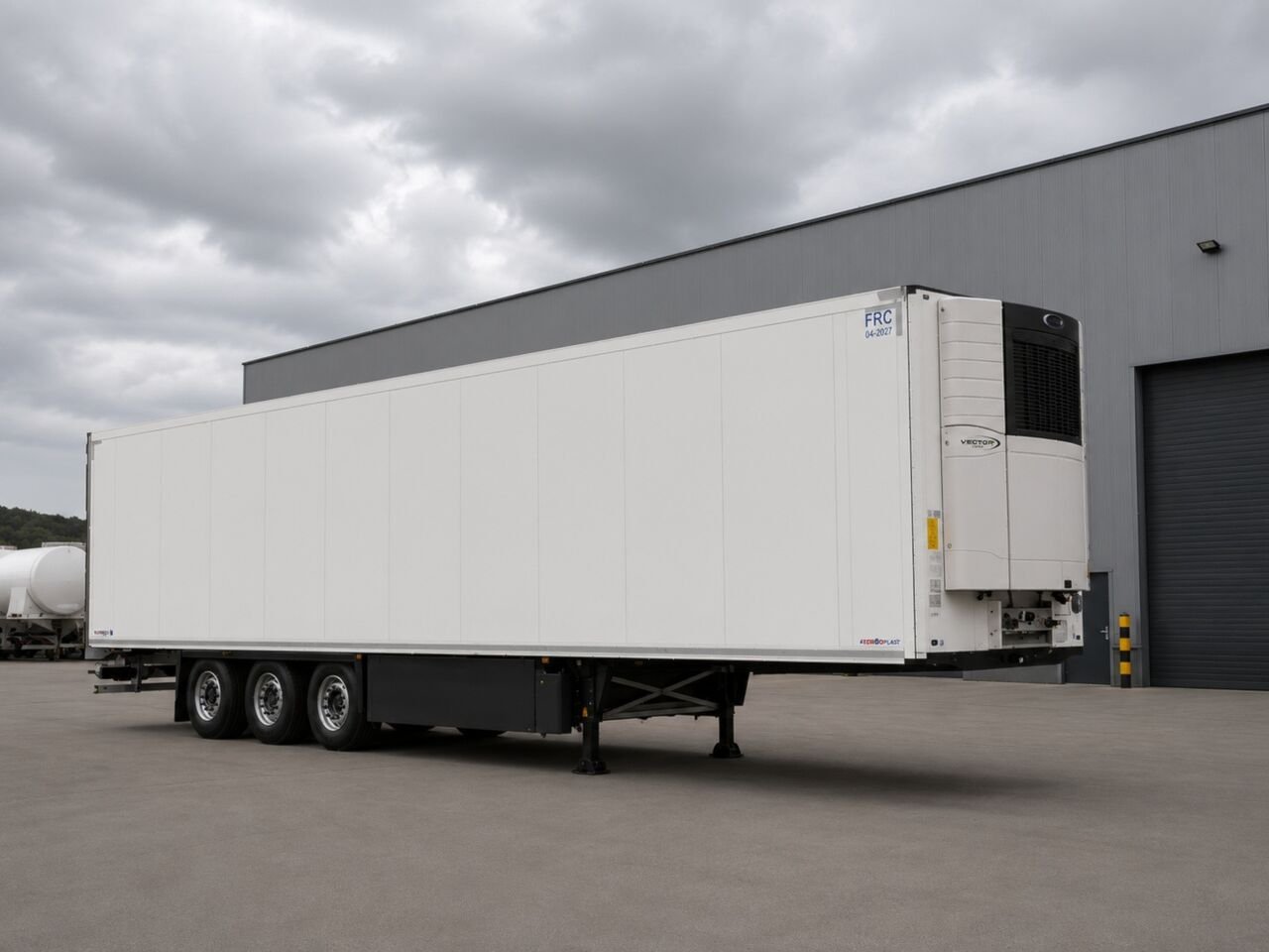 Trailer Schmitz SKO 16