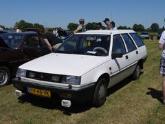 Mitsubishi LANCER WAG.1800GLDPAN.VAN