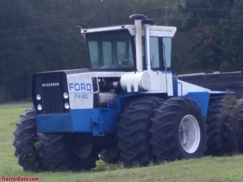 Tractor Ford FW-400