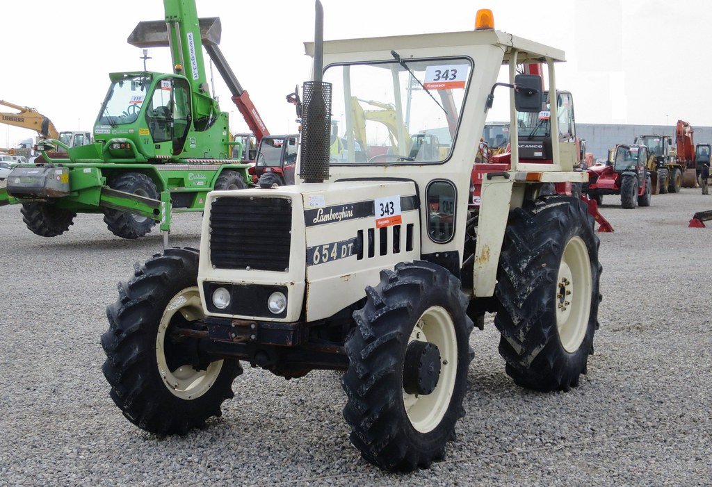 Tractor Lamborghini R-654 (DT)