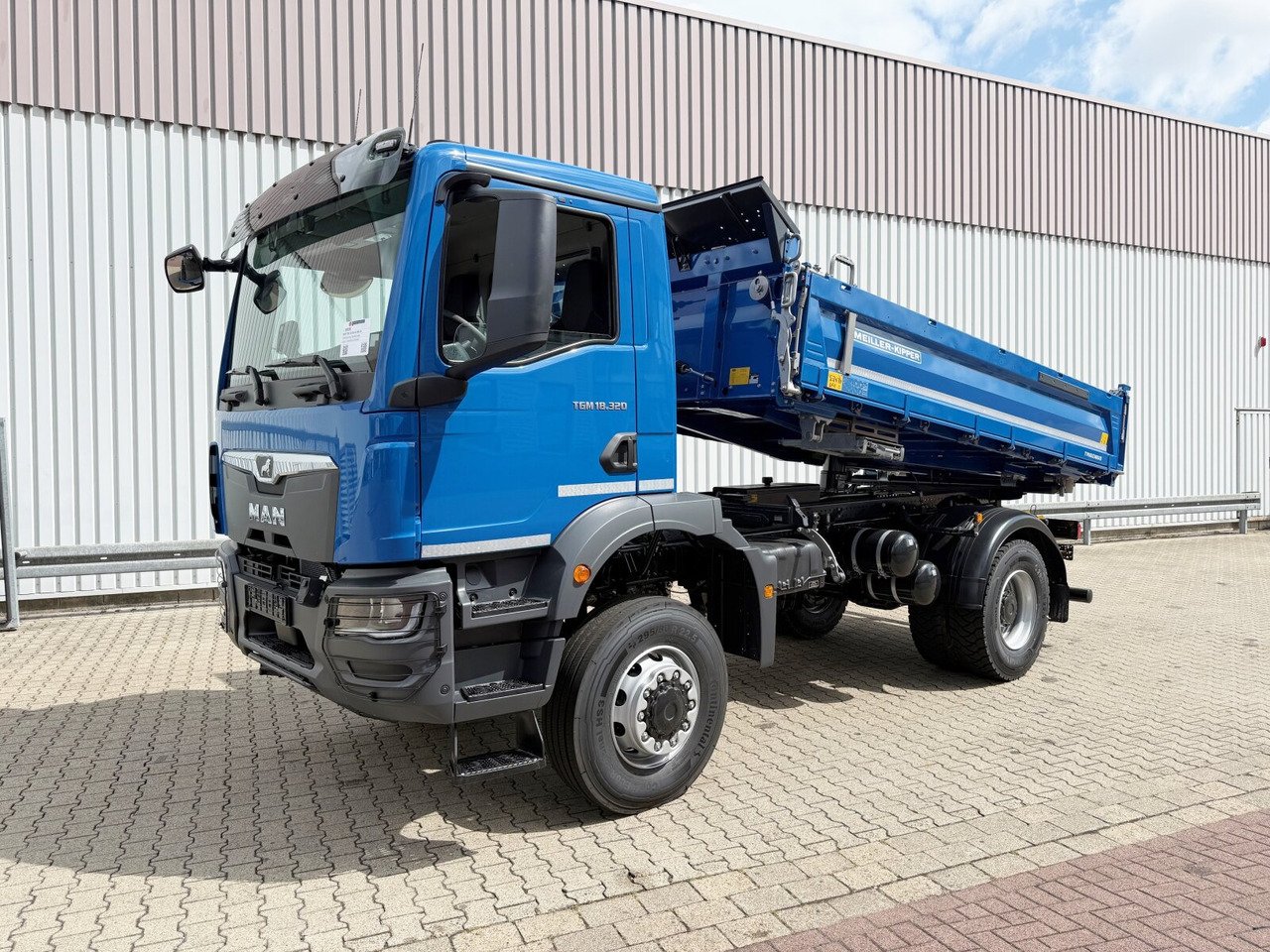 Truck MAN TGA 18.320 4X4 BB