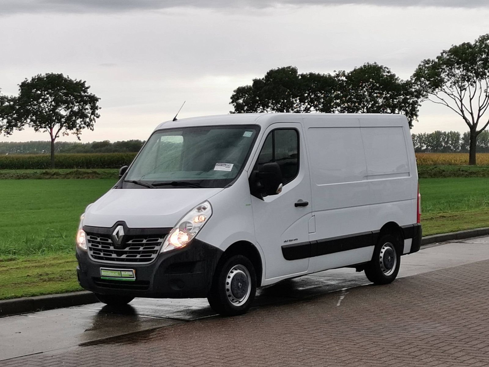 Van Renault T 33 L2/H2 2,5 DCI Q 107KW E4 FAP