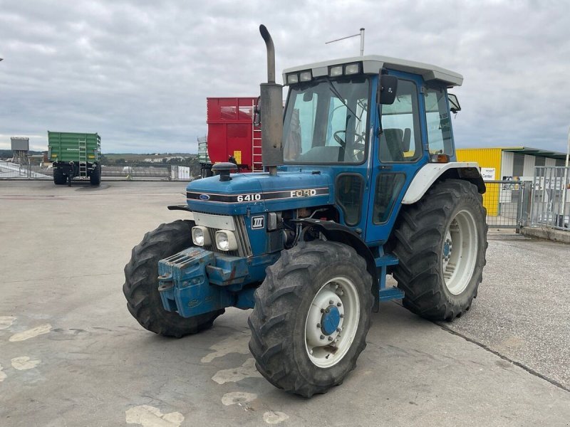Tractor Ford 6410