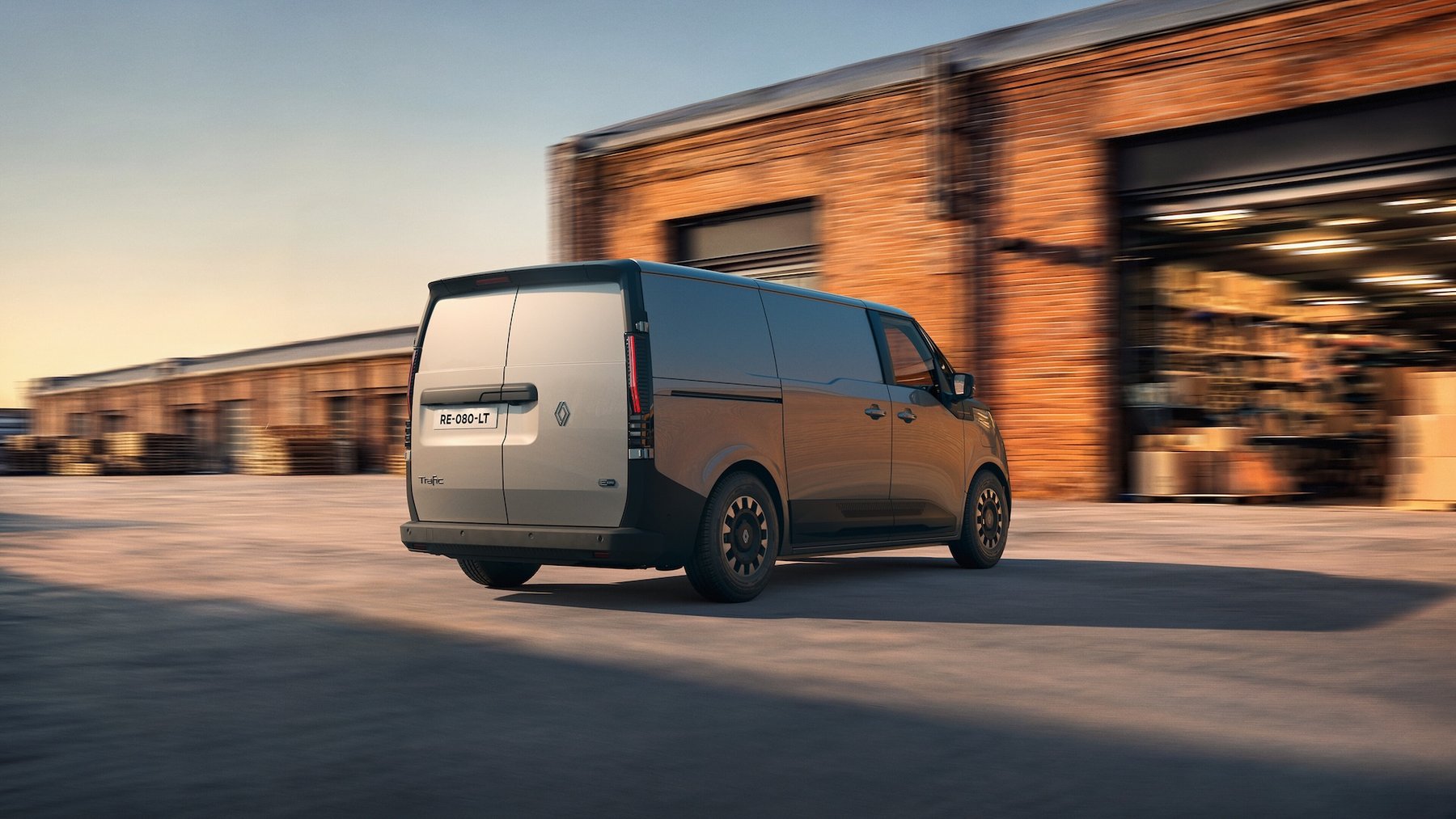 Transporter Renault VEEVERVOER