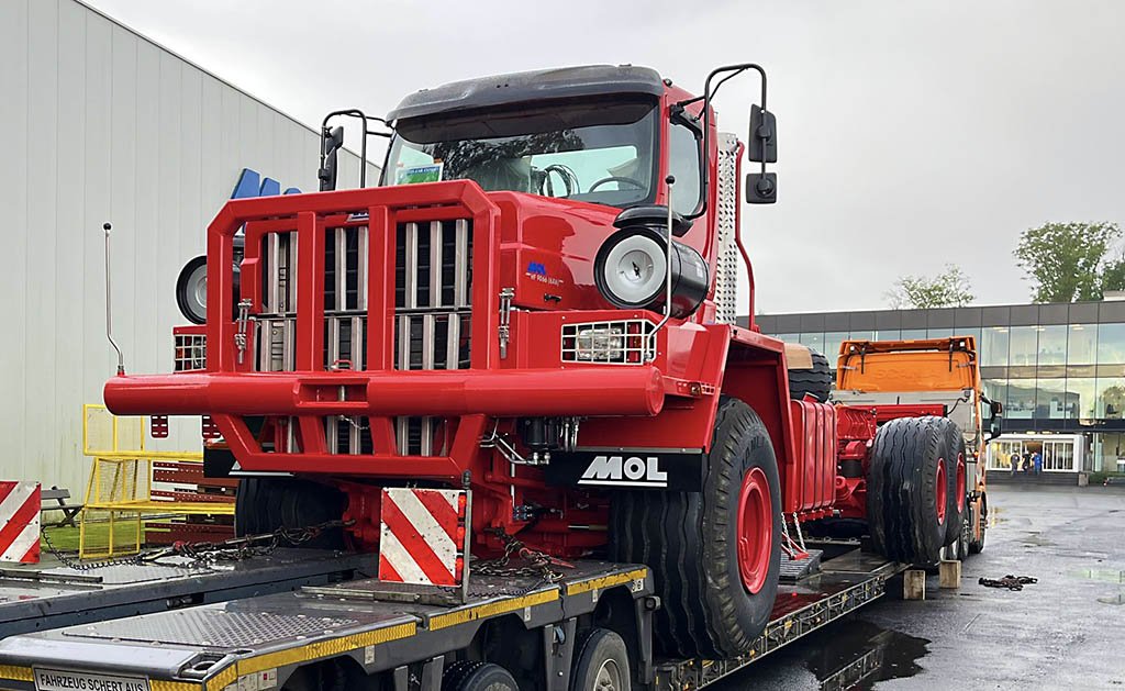 Lastwagen Mol 2025/84L