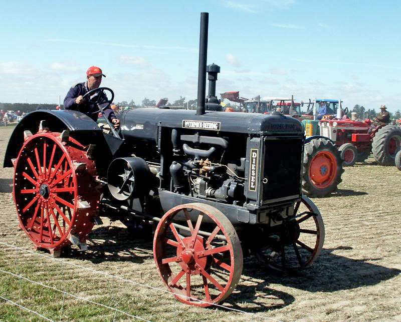 Tractor International Harvester McCormick Deering 10-20