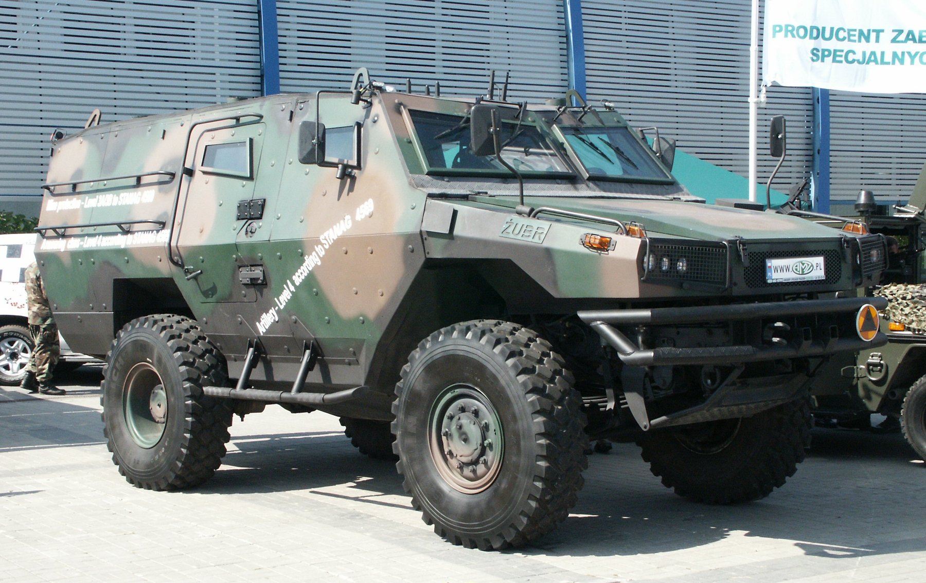 Armoured vehicles AMZ-Kutno Sp. z.o.o. Zubr