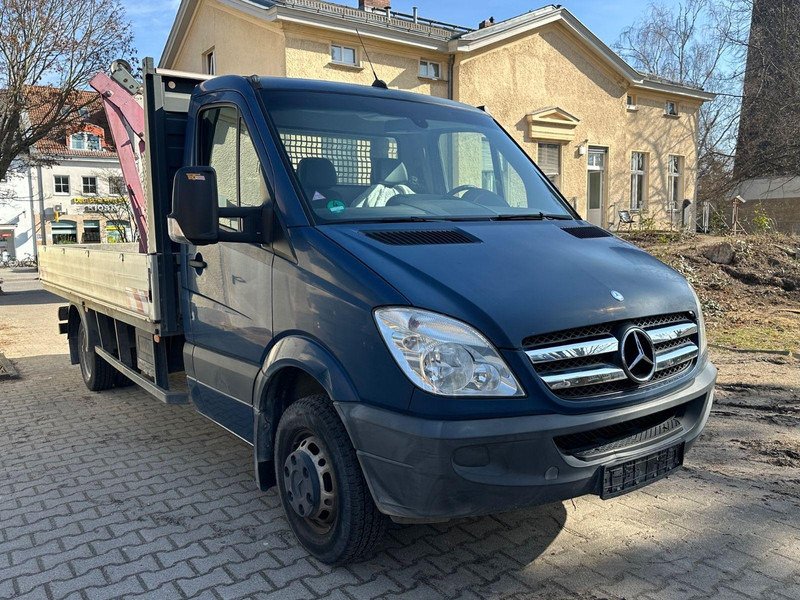 Truck Mercedes Benz 515CDI