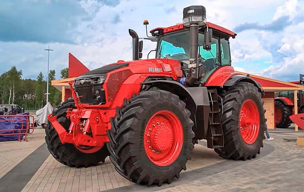Traktor Belarus MTЗ-144