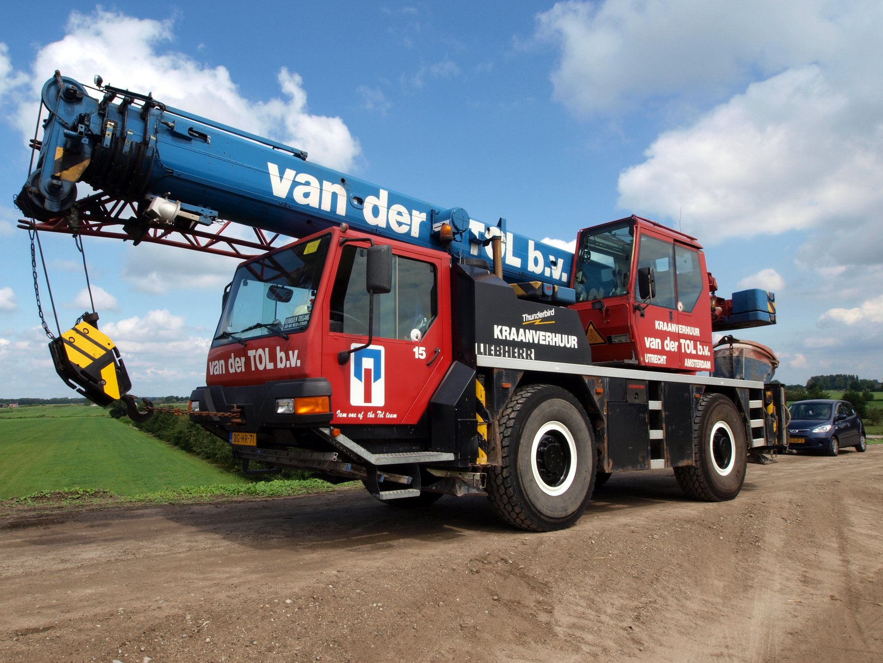 Truck Liebherr UTM 625