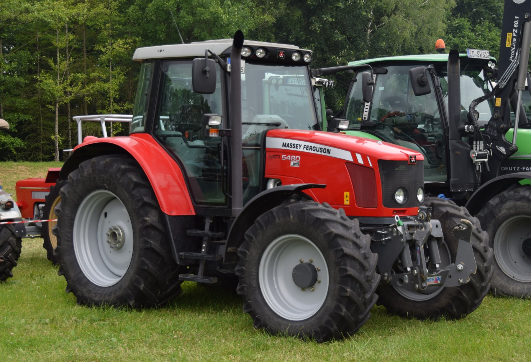 Tractor Massey Ferguson 5480 Tier III 4WD