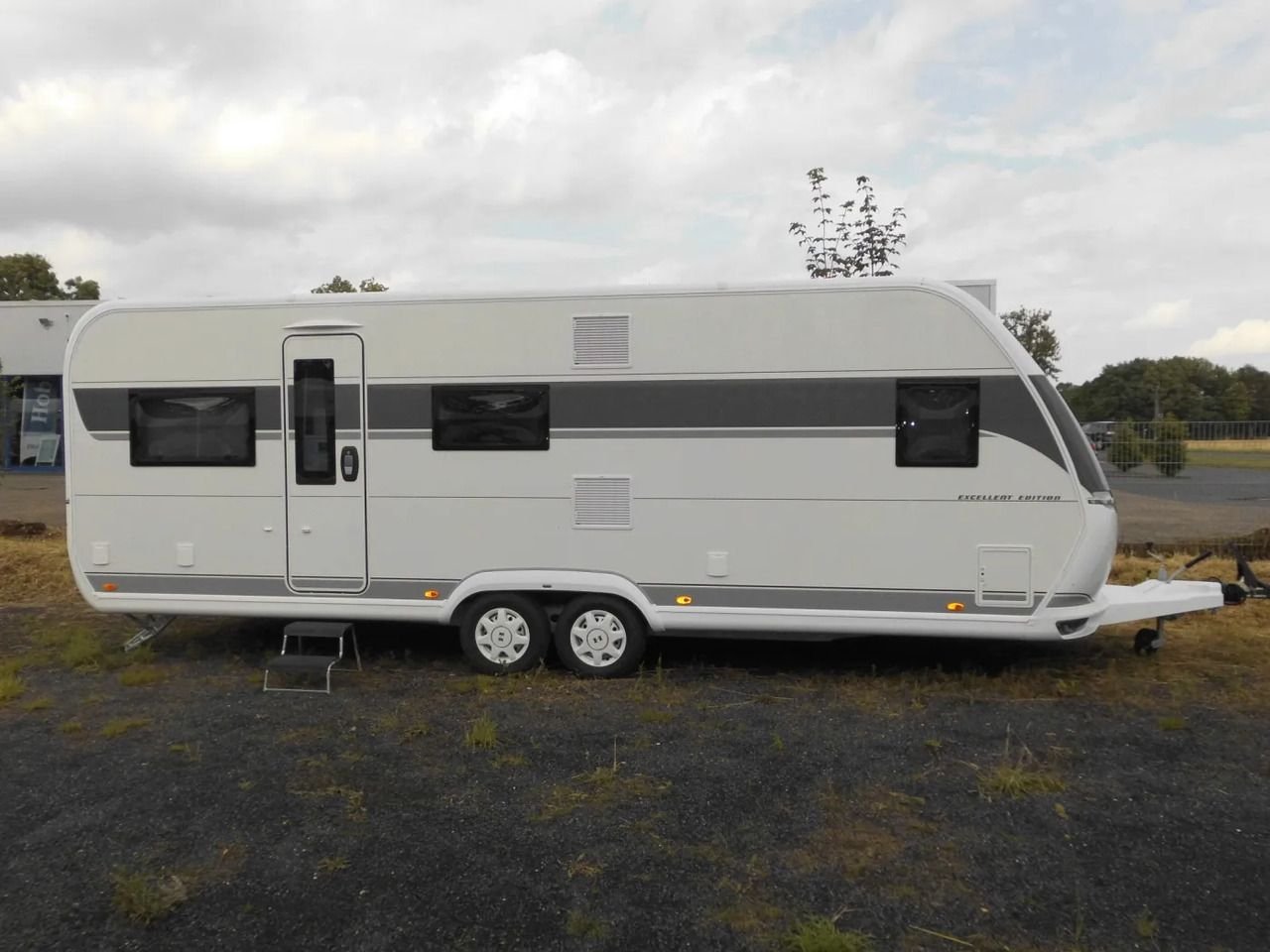 Car trailers up to 3.5 t HOBBY PRESTIGE 650 UMFE-27