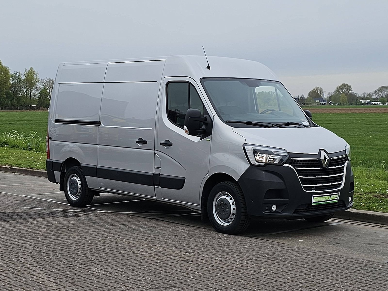Transporter Renault MASTER T35 DCI135
