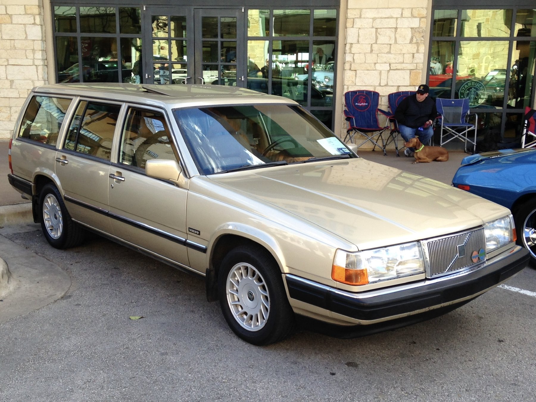 Van Volvo 940 GLE U9