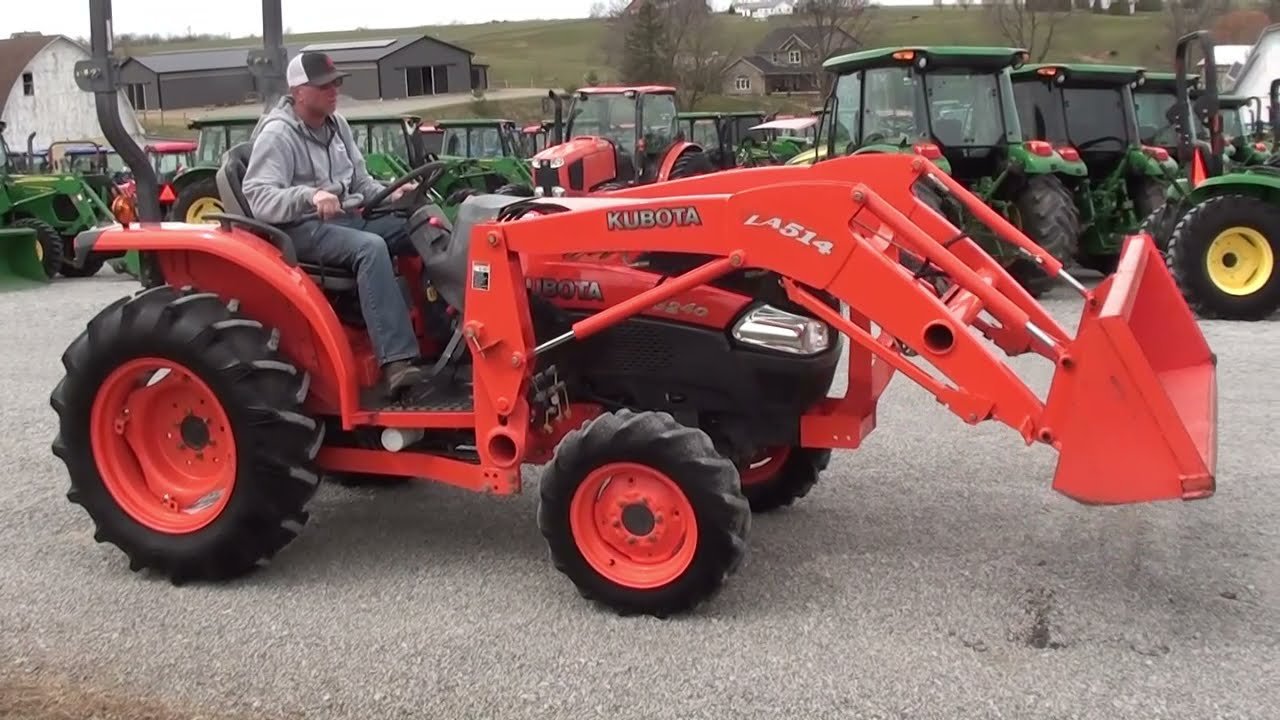Traktor Kubota L3240HSTC 4WD