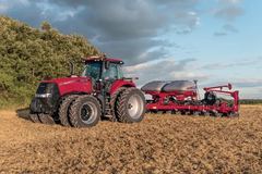 Case IH MAGNUM 220 WHEELED PS OR CVT