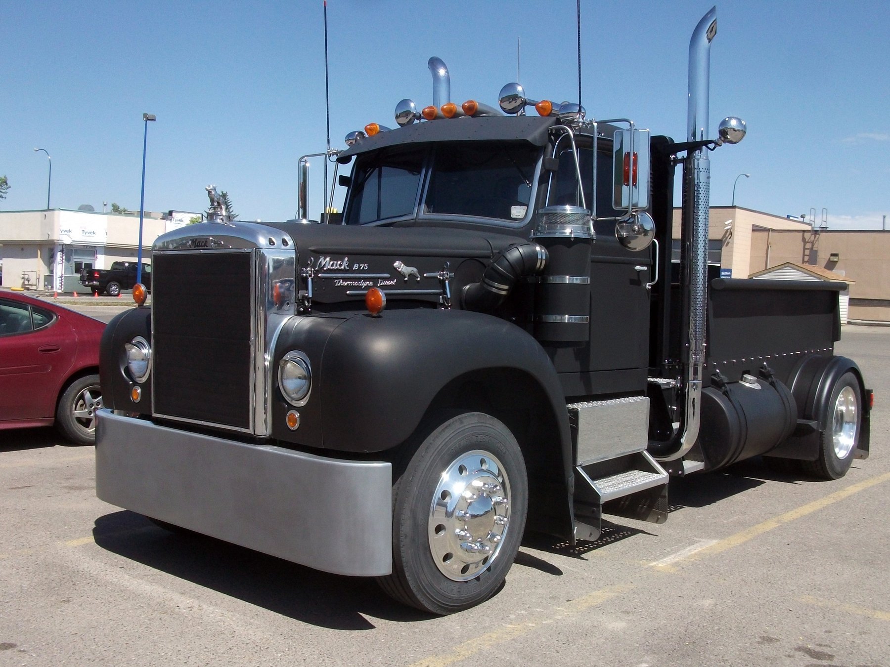 Mack G75