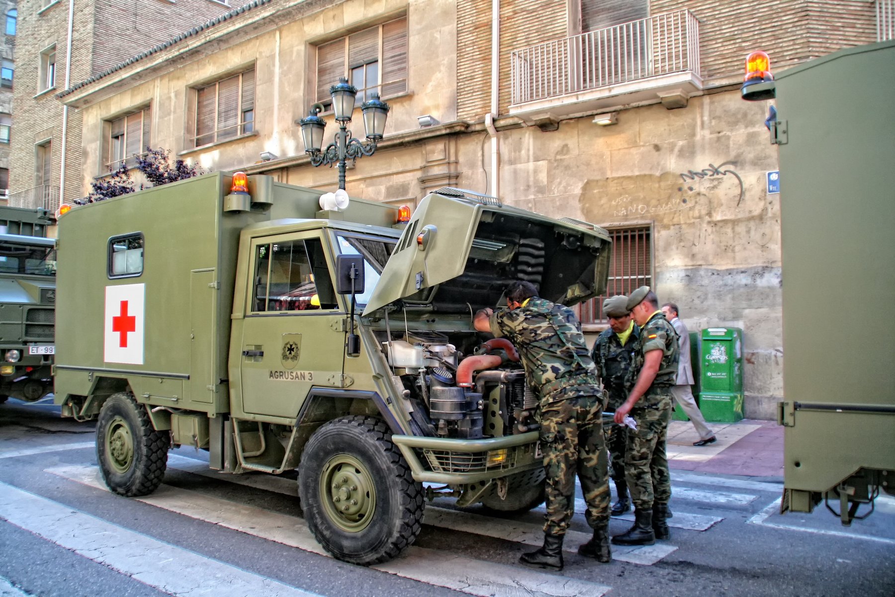 Samochód ciężarowy Iveco 40-10.1/360