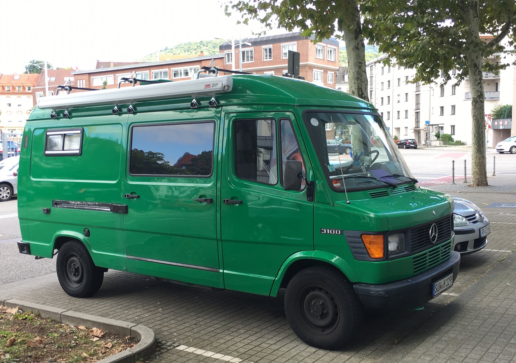 Van Mercedes Benz 310 D-XI N