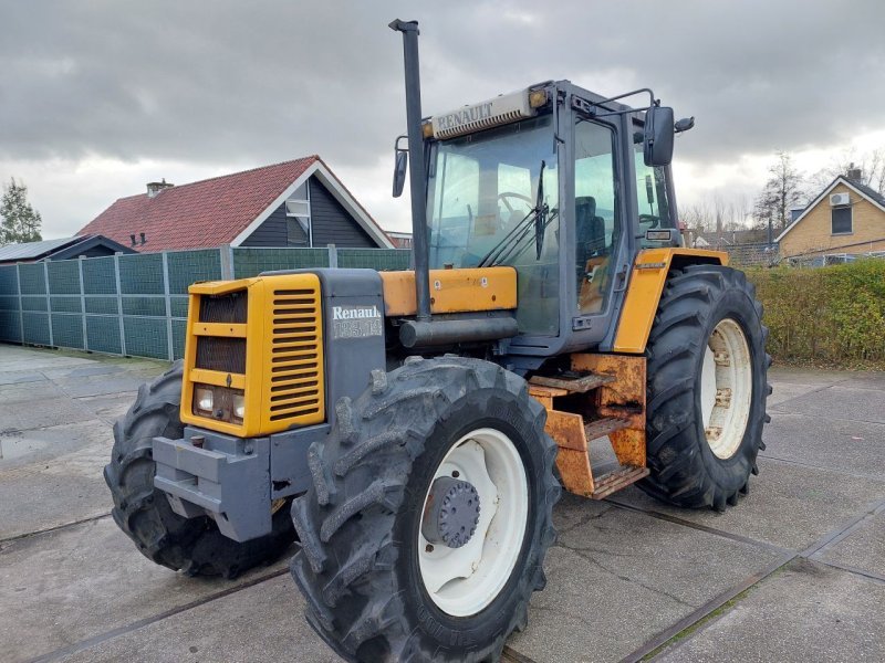 Tractor Renault 133-14 TX
