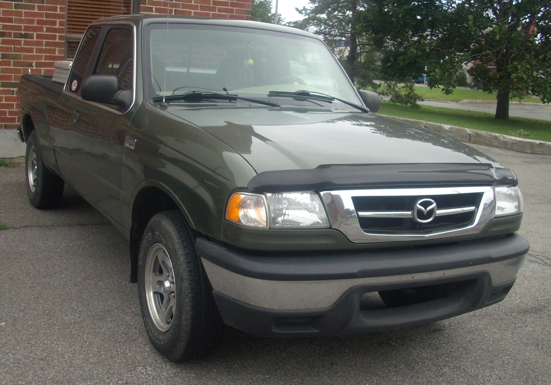 Van Mazda WE-T3000 S-35